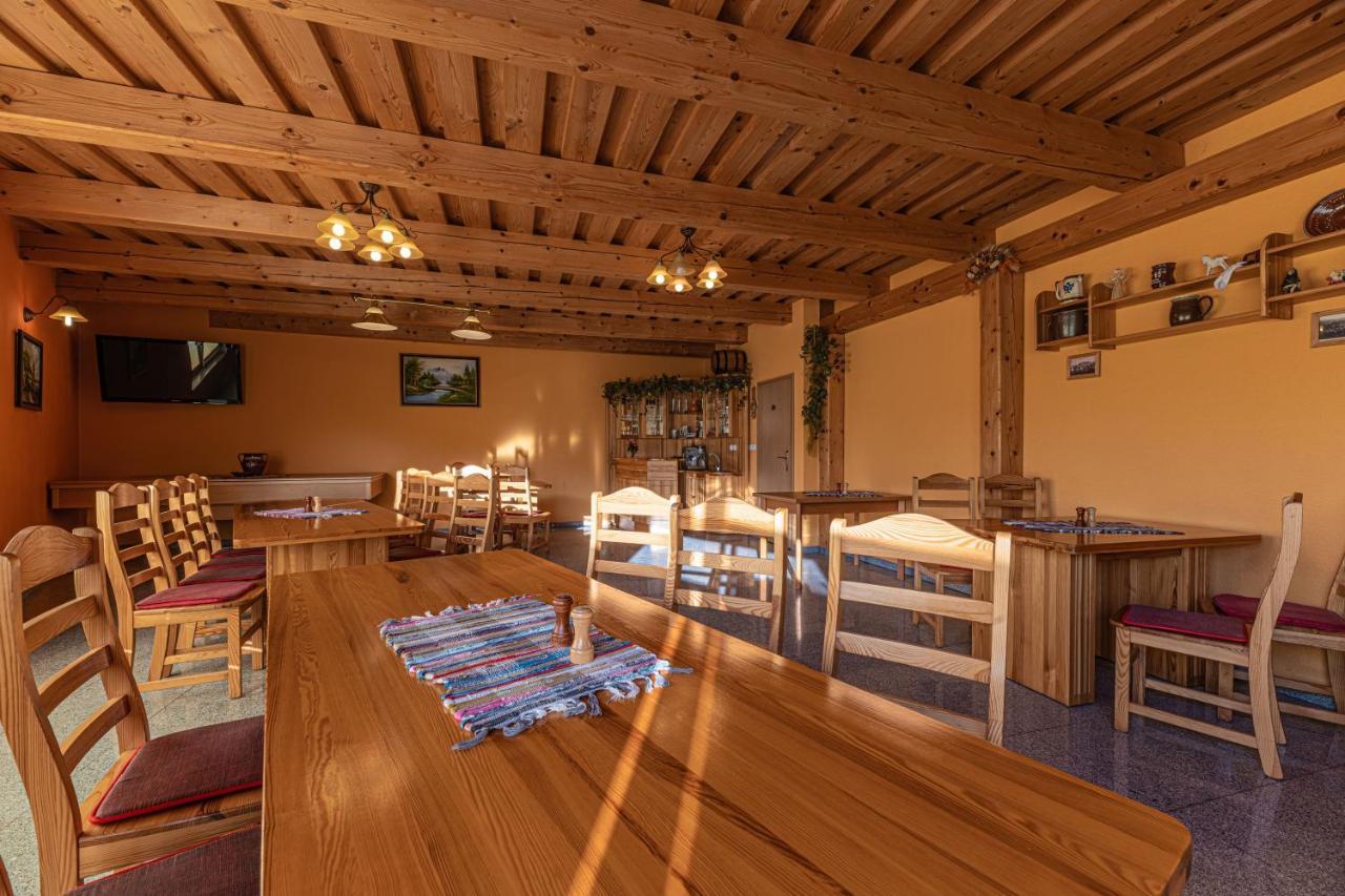 Penzion Adak Hotel Párnica Eksteriør billede